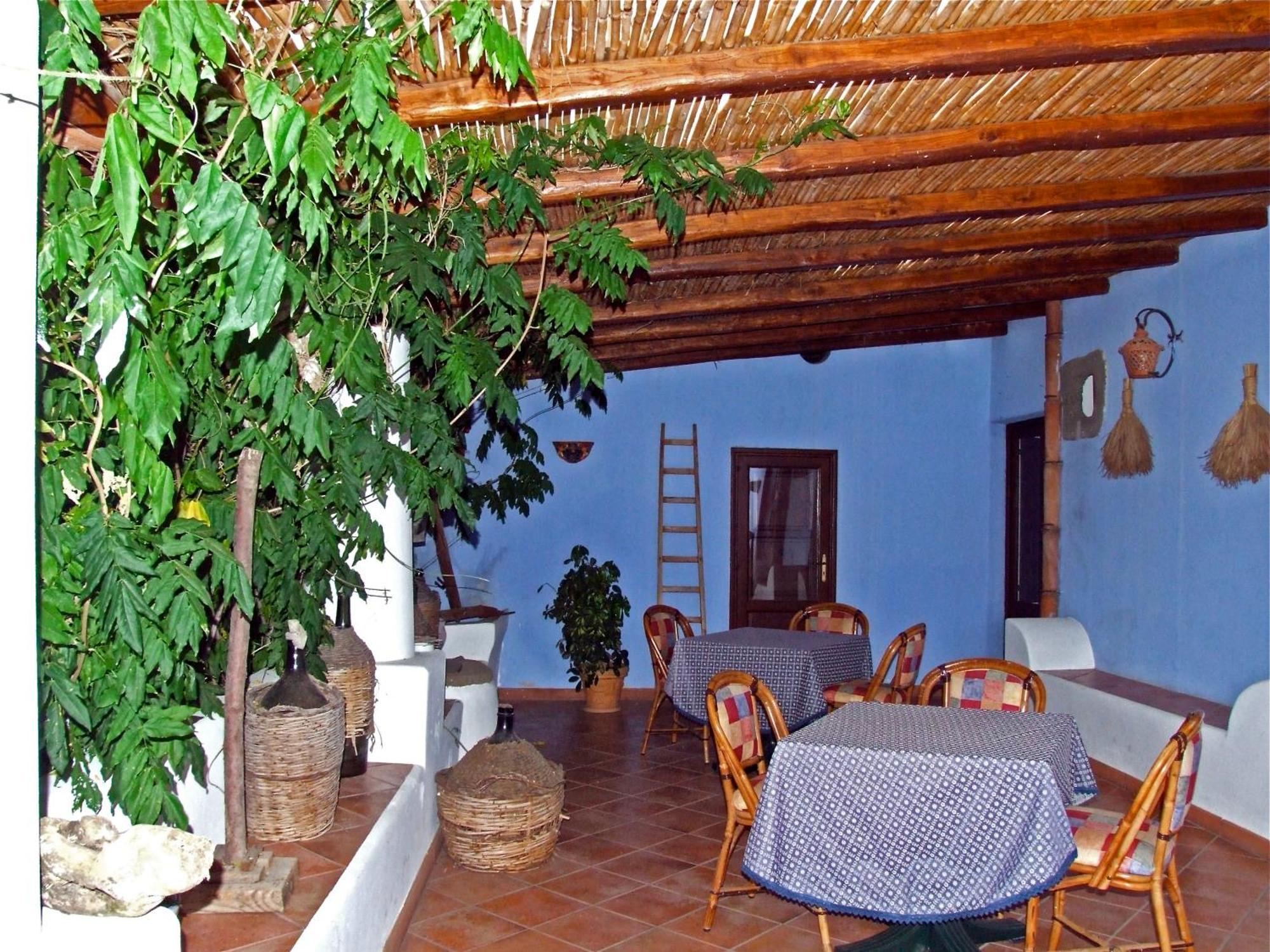 Agriturismo U Zu Peppino Липари Екстериор снимка